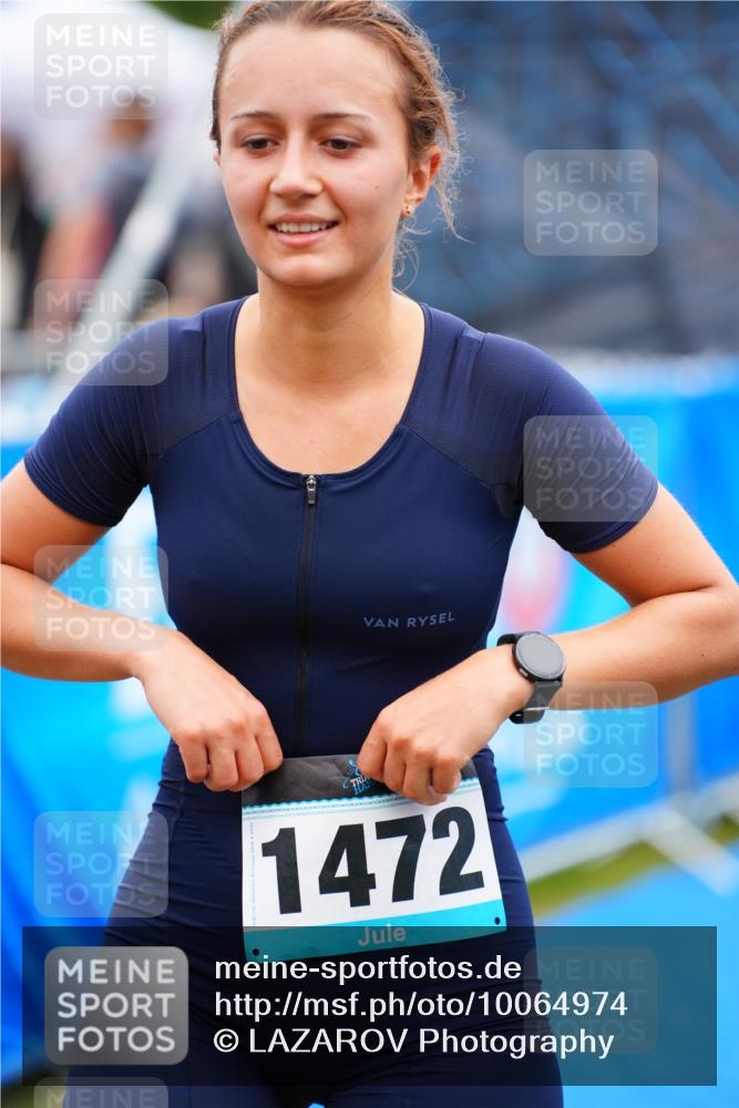 30.08.2026 - Elbe Triathlon Hamburg LAZAROV Photography http://msf.ph/oto/10064974 30.08.2026 12:09:09 Ziel 1664 meine-sportfotos.de