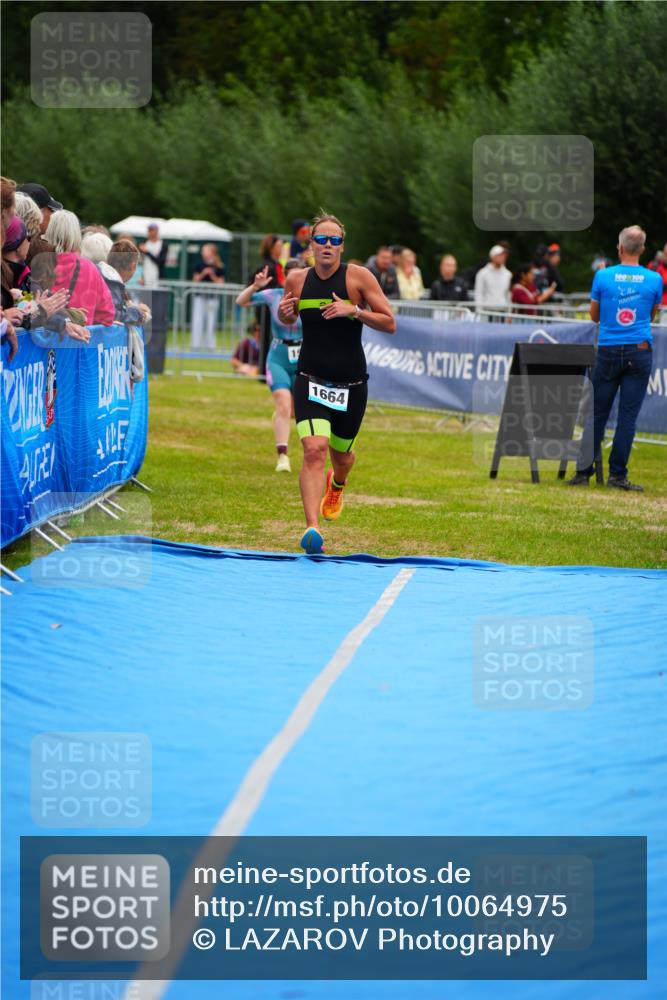 30.08.2026 - Elbe Triathlon Hamburg LAZAROV Photography http://msf.ph/oto/10064975 30.08.2026 12:09:13 Ziel 1505, 1664 meine-sportfotos.de