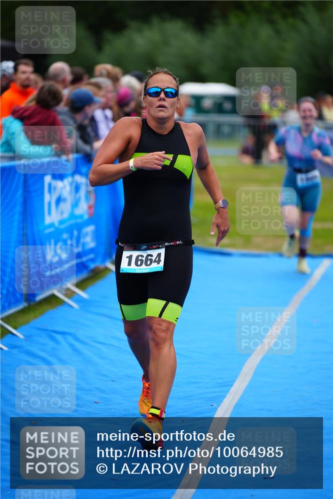 30.08.2026 - Elbe Triathlon Hamburg LAZAROV Photography http://msf.ph/oto/10064985 30.08.2026 12:09:17 Ziel 1505, 1664 meine-sportfotos.de