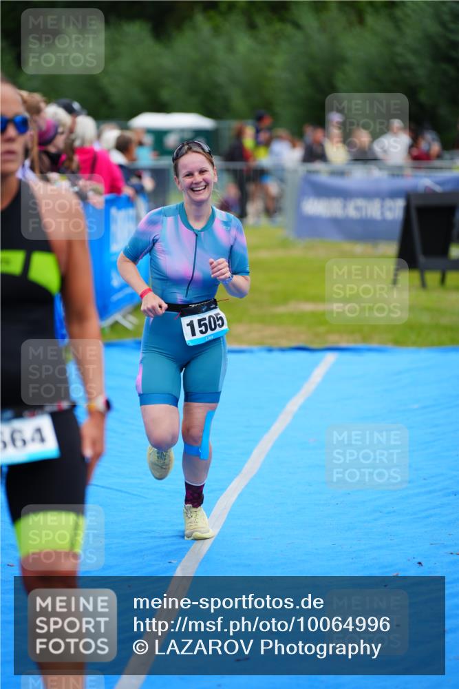 30.08.2026 - Elbe Triathlon Hamburg LAZAROV Photography http://msf.ph/oto/10064996 30.08.2026 12:09:19 Ziel 1505, 1664 meine-sportfotos.de