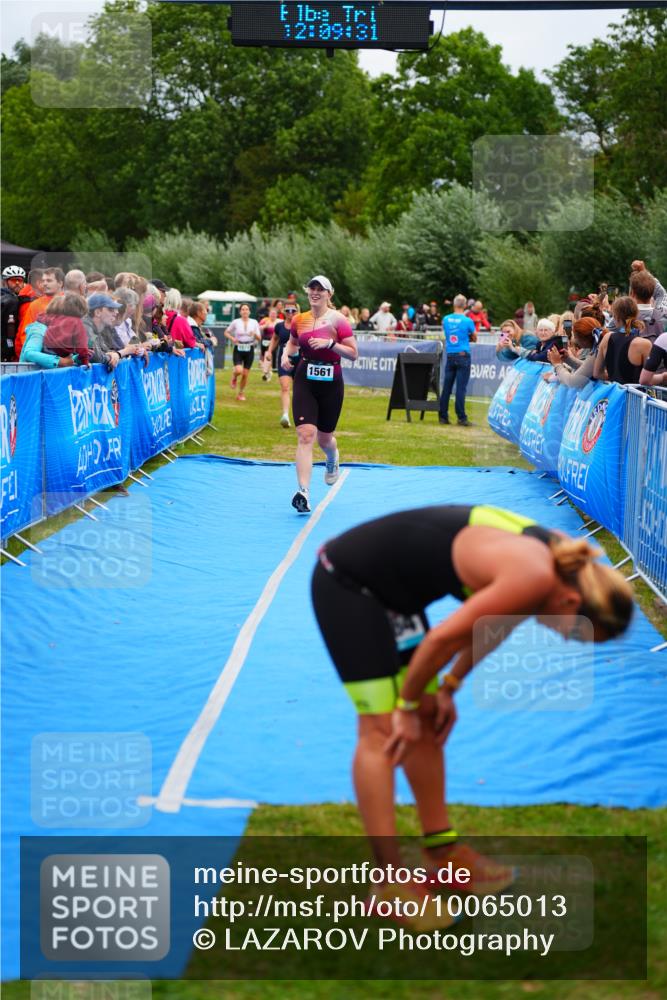 30.08.2026 - Elbe Triathlon Hamburg LAZAROV Photography http://msf.ph/oto/10065013 30.08.2026 12:09:32 Ziel 919, 1561, 1574, 1640 meine-sportfotos.de