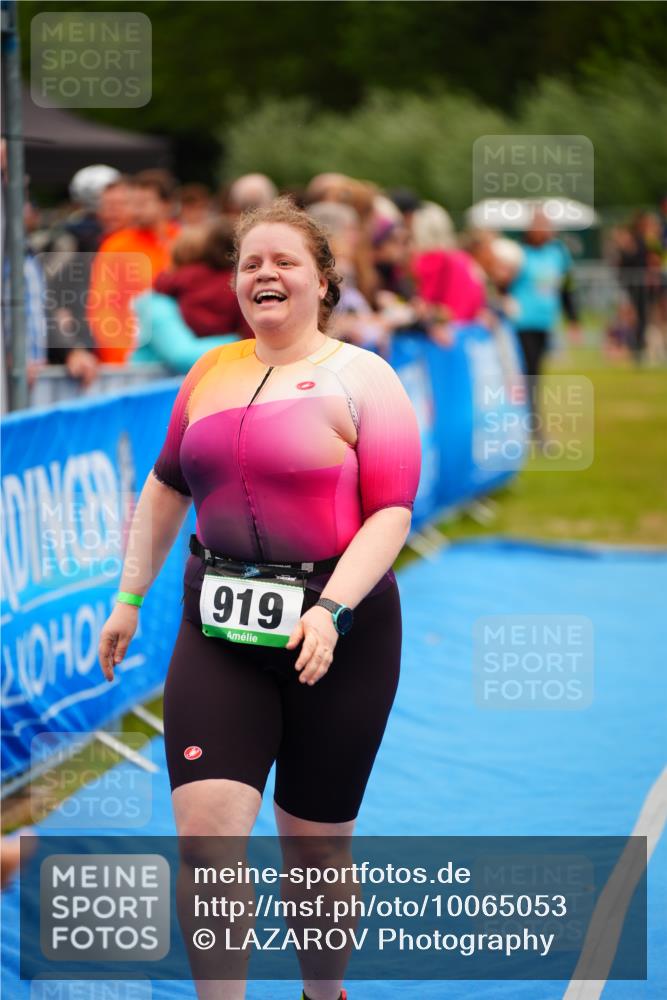 30.08.2026 - Elbe Triathlon Hamburg LAZAROV Photography http://msf.ph/oto/10065053 30.08.2026 12:09:40 Ziel 919, 1574 meine-sportfotos.de