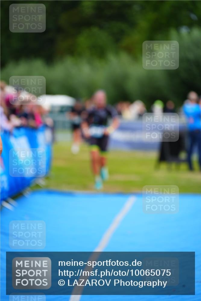 30.08.2026 - Elbe Triathlon Hamburg LAZAROV Photography http://msf.ph/oto/10065075 30.08.2026 12:09:59 Ziel 1593, 1687 meine-sportfotos.de