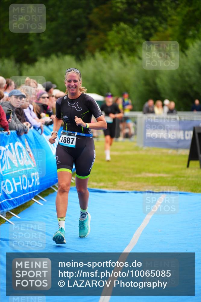 30.08.2026 - Elbe Triathlon Hamburg LAZAROV Photography http://msf.ph/oto/10065085 30.08.2026 12:10:02 Ziel 1515, 1687 meine-sportfotos.de