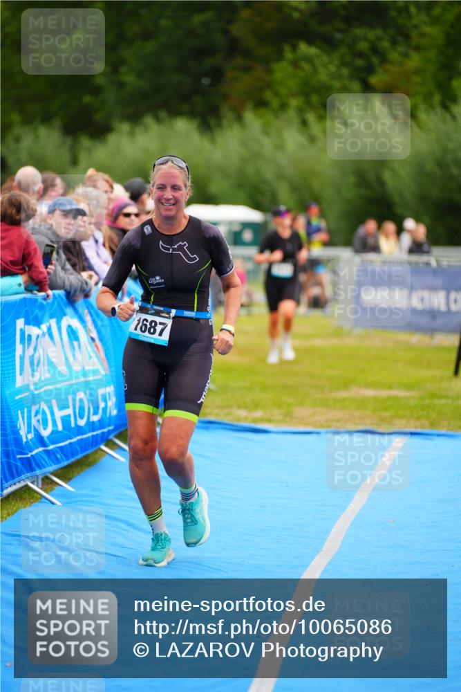 30.08.2026 - Elbe Triathlon Hamburg LAZAROV Photography http://msf.ph/oto/10065086 30.08.2026 12:10:02 Ziel 1515, 1687 meine-sportfotos.de