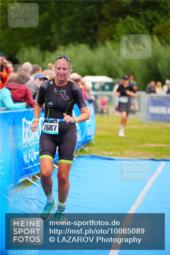 30.08.2026 - Elbe Triathlon Hamburg LAZAROV Photography http://msf.ph/oto/10065089 30.08.2026 12:10:02 Ziel 1515, 1687 meine-sportfotos.de