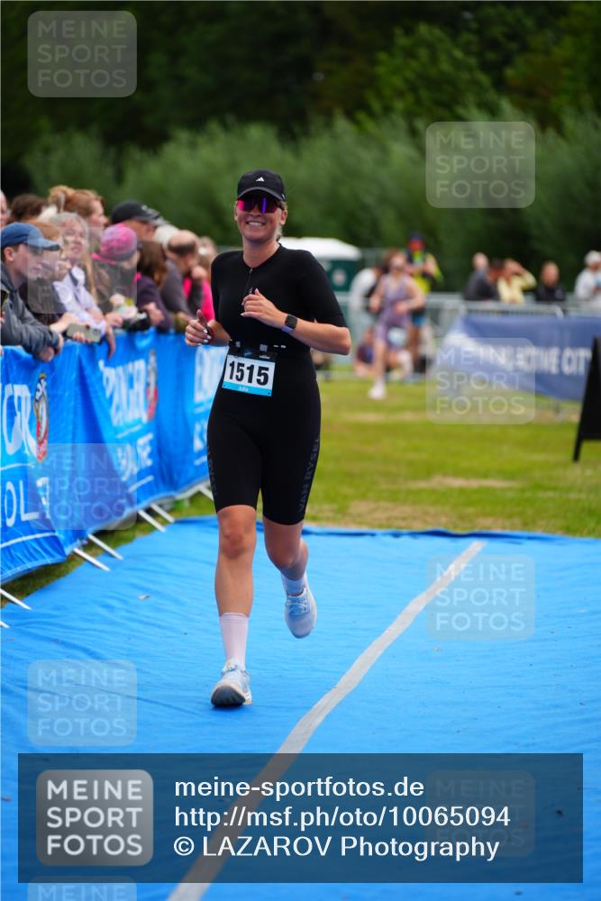 30.08.2026 - Elbe Triathlon Hamburg LAZAROV Photography http://msf.ph/oto/10065094 30.08.2026 12:10:08 Ziel 1515, 1626 meine-sportfotos.de