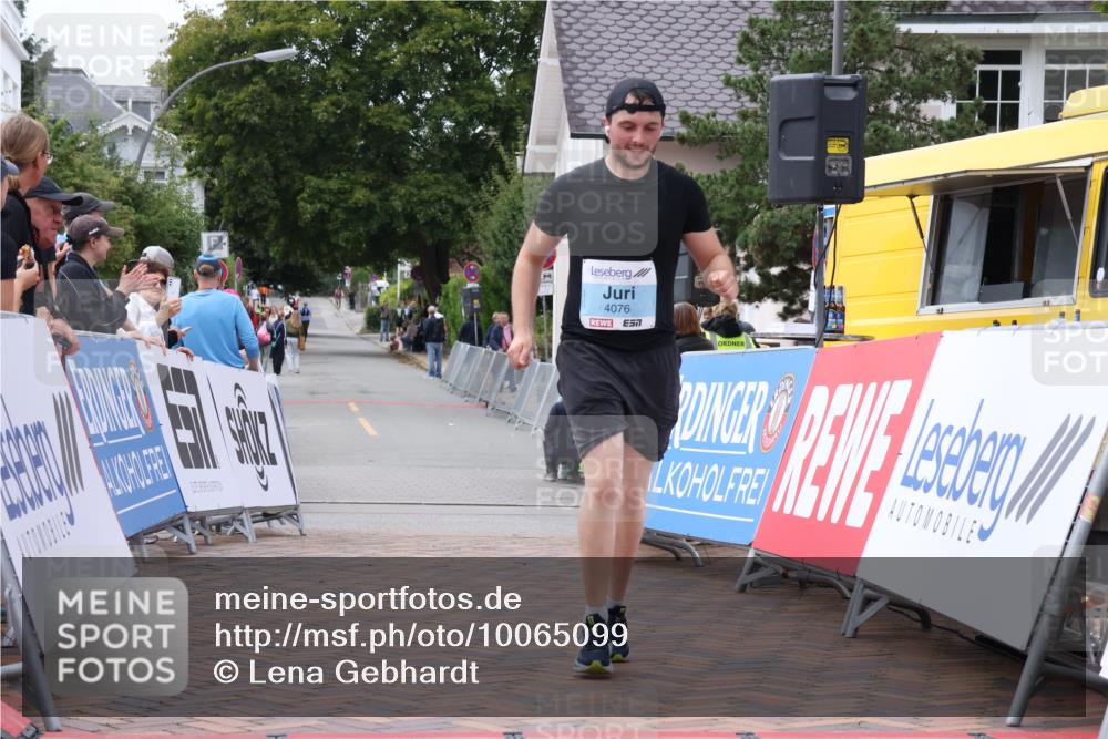 30.08.2026 - Blankeneser Heldenlauf Lena Gebhardt http://msf.ph/oto/10065099 30.08.2026 12:48:53 Ziel 2001, 2002, 4076 meine-sportfotos.de