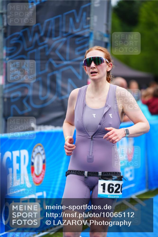 30.08.2026 - Elbe Triathlon Hamburg LAZAROV Photography http://msf.ph/oto/10065112 30.08.2026 12:10:17 Ziel 1372, 1382, 1539, 1626 meine-sportfotos.de