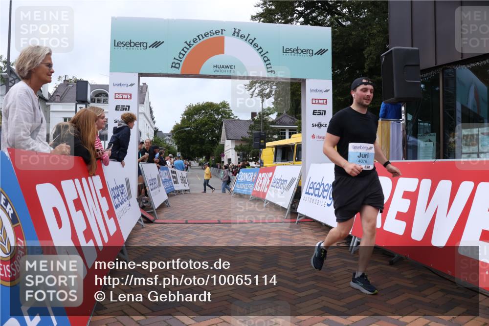 30.08.2026 - Blankeneser Heldenlauf Lena Gebhardt http://msf.ph/oto/10065114 30.08.2026 12:48:55 Ziel 2001, 2002, 4076 meine-sportfotos.de