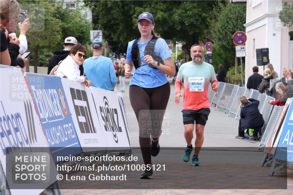 30.08.2026 - Blankeneser Heldenlauf Lena Gebhardt http://msf.ph/oto/10065121 30.08.2026 12:49:38 Ziel 2093, 4245 meine-sportfotos.de