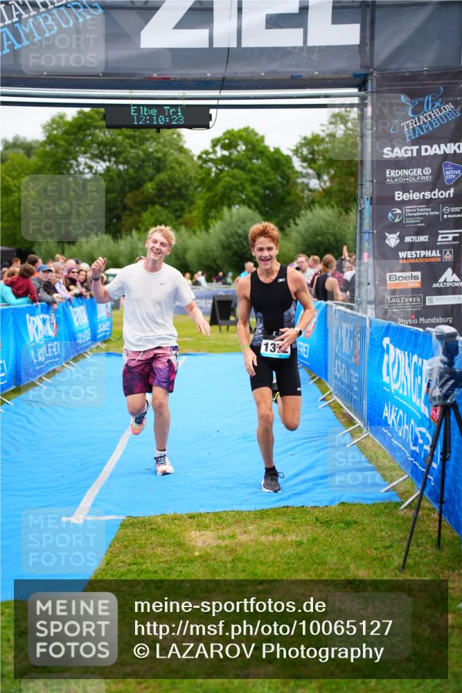 30.08.2026 - Elbe Triathlon Hamburg LAZAROV Photography http://msf.ph/oto/10065127 30.08.2026 12:10:24 Ziel 1372, 1382, 1471, 1539 meine-sportfotos.de