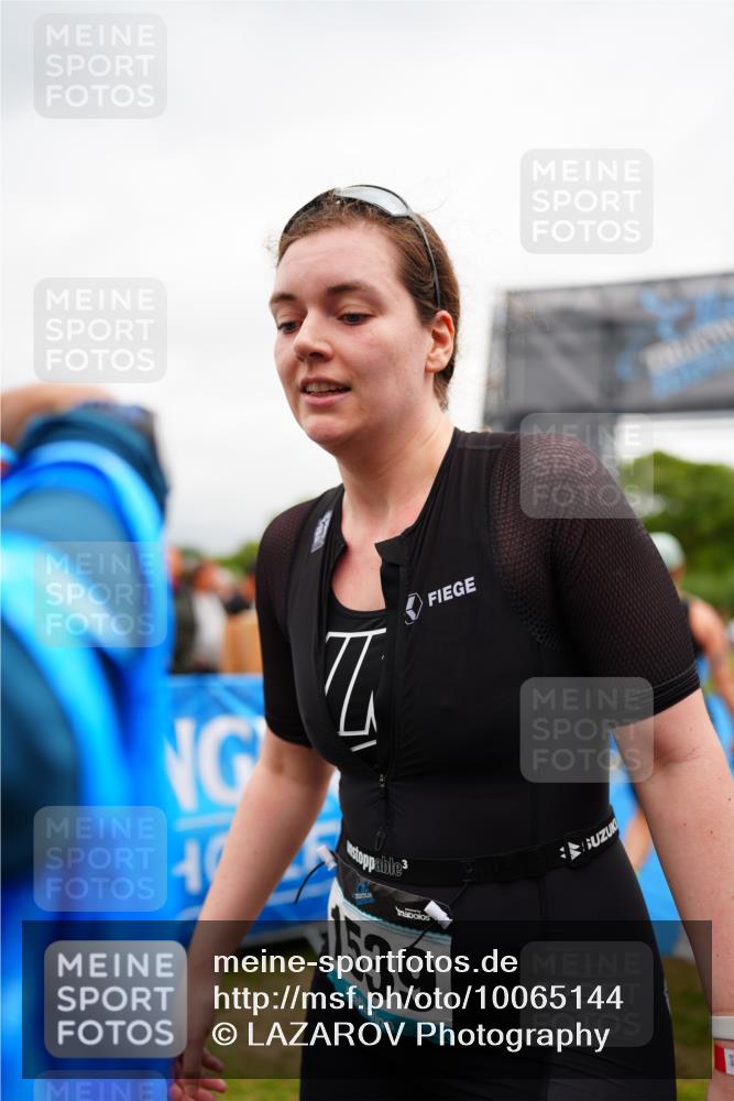 30.08.2026 - Elbe Triathlon Hamburg LAZAROV Photography http://msf.ph/oto/10065144 30.08.2026 12:10:32 Ziel 1427, 1471 meine-sportfotos.de