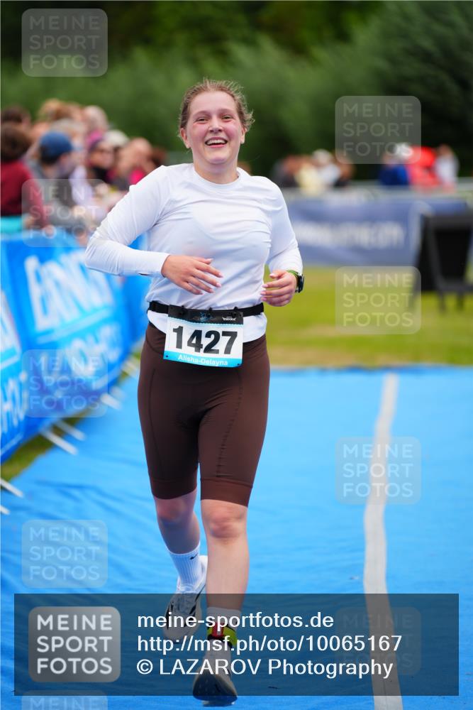 30.08.2026 - Elbe Triathlon Hamburg LAZAROV Photography http://msf.ph/oto/10065167 30.08.2026 12:10:37 Ziel 1427, 1631 meine-sportfotos.de