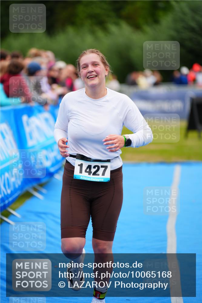 30.08.2026 - Elbe Triathlon Hamburg LAZAROV Photography http://msf.ph/oto/10065168 30.08.2026 12:10:37 Ziel 1427, 1631 meine-sportfotos.de