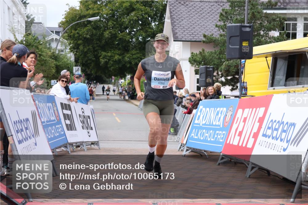 30.08.2026 - Blankeneser Heldenlauf Lena Gebhardt http://msf.ph/oto/10065173 30.08.2026 12:49:53 Ziel 4262 meine-sportfotos.de