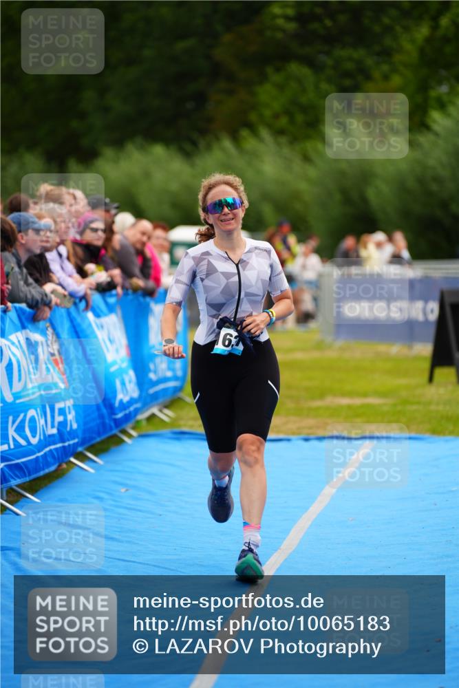 30.08.2026 - Elbe Triathlon Hamburg LAZAROV Photography http://msf.ph/oto/10065183 30.08.2026 12:10:44 Ziel 1631 meine-sportfotos.de