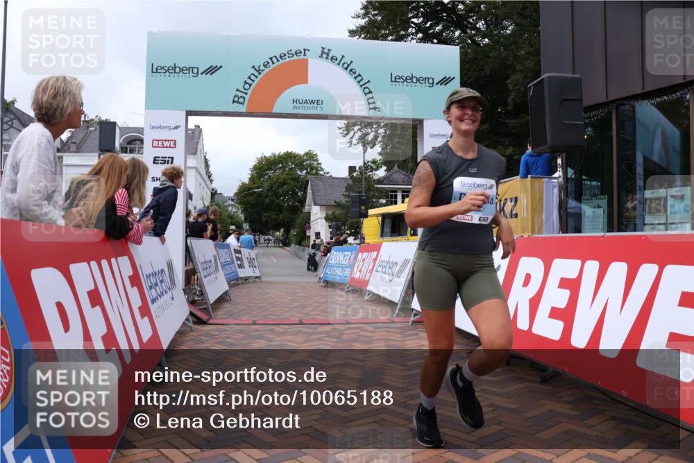 30.08.2026 - Blankeneser Heldenlauf Lena Gebhardt http://msf.ph/oto/10065188 30.08.2026 12:49:54 Ziel 4262 meine-sportfotos.de