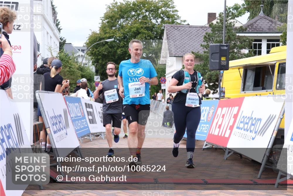 30.08.2026 - Blankeneser Heldenlauf Lena Gebhardt http://msf.ph/oto/10065224 30.08.2026 12:50:34 Ziel 4010, 4063, 4156 meine-sportfotos.de