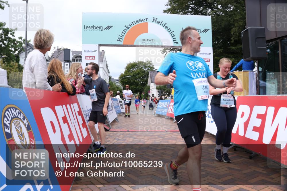 30.08.2026 - Blankeneser Heldenlauf Lena Gebhardt http://msf.ph/oto/10065239 30.08.2026 12:50:37 Ziel 2292, 4010, 4063, 4126, 4156, 4376 meine-sportfotos.de