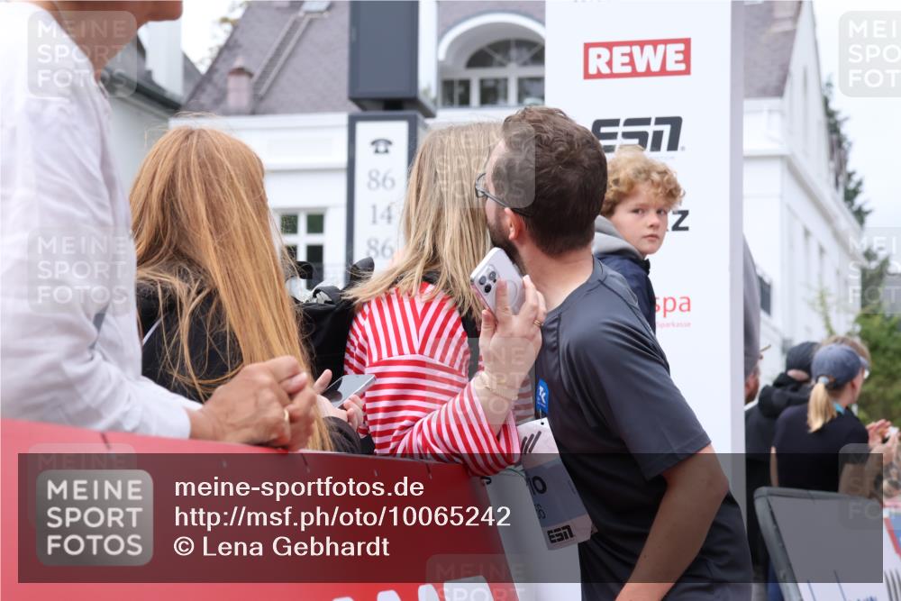 30.08.2026 - Blankeneser Heldenlauf Lena Gebhardt http://msf.ph/oto/10065242 30.08.2026 12:50:38 Ziel 2292, 4010, 4063, 4126, 4156, 4376 meine-sportfotos.de