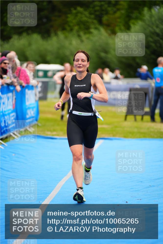 30.08.2026 - Elbe Triathlon Hamburg LAZAROV Photography http://msf.ph/oto/10065265 30.08.2026 12:11:22 Ziel 1547, 1615 meine-sportfotos.de