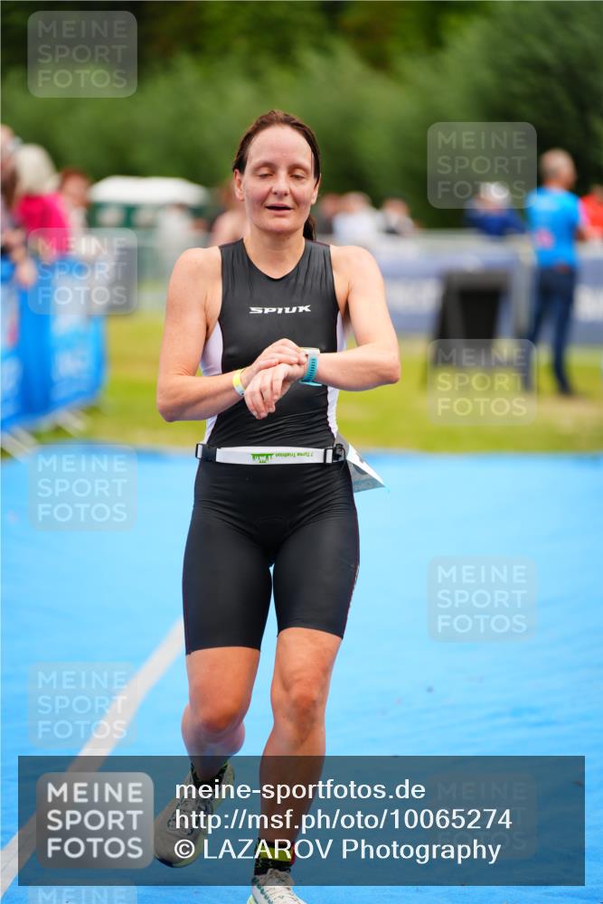 30.08.2026 - Elbe Triathlon Hamburg LAZAROV Photography http://msf.ph/oto/10065274 30.08.2026 12:11:23 Ziel 1547, 1615 meine-sportfotos.de