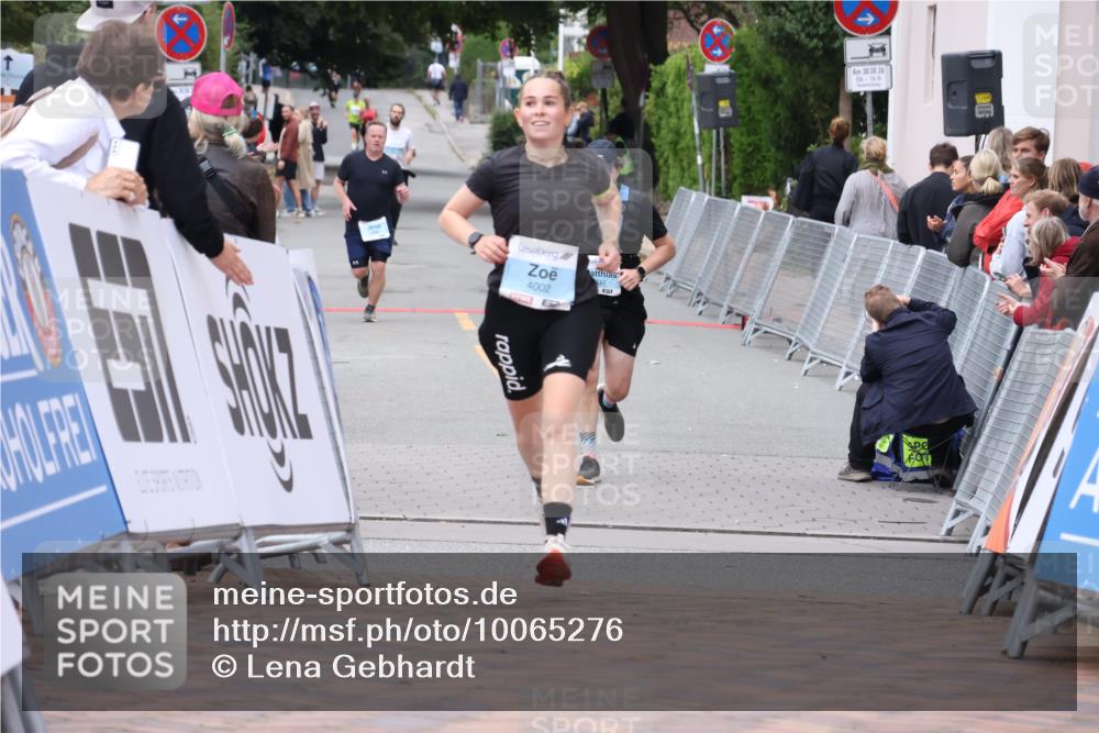 30.08.2026 - Blankeneser Heldenlauf Lena Gebhardt http://msf.ph/oto/10065276 30.08.2026 12:50:56 Ziel 4002, 4417 meine-sportfotos.de