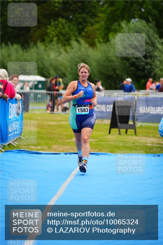 30.08.2026 - Elbe Triathlon Hamburg LAZAROV Photography http://msf.ph/oto/10065324 30.08.2026 12:11:44 Ziel 1583, 1689 meine-sportfotos.de