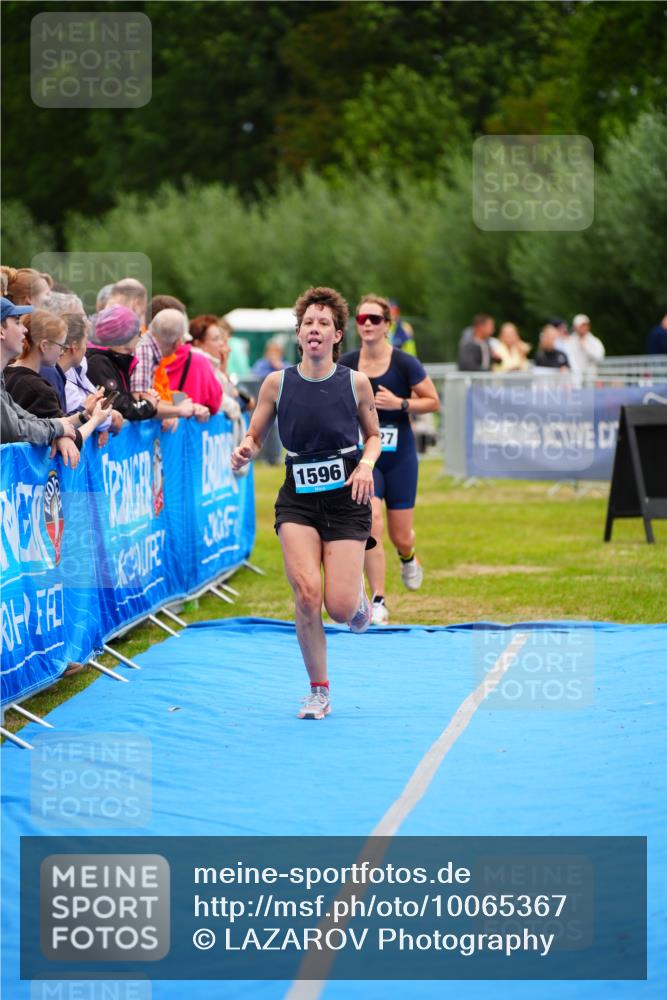 30.08.2026 - Elbe Triathlon Hamburg LAZAROV Photography http://msf.ph/oto/10065367 30.08.2026 12:12:27 Ziel 1527, 1596 meine-sportfotos.de