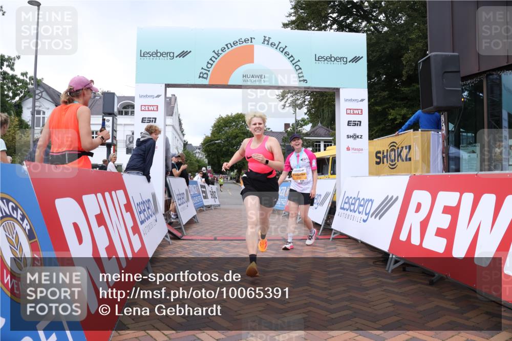 30.08.2026 - Blankeneser Heldenlauf Lena Gebhardt http://msf.ph/oto/10065391 30.08.2026 12:51:32 Ziel 2530 meine-sportfotos.de