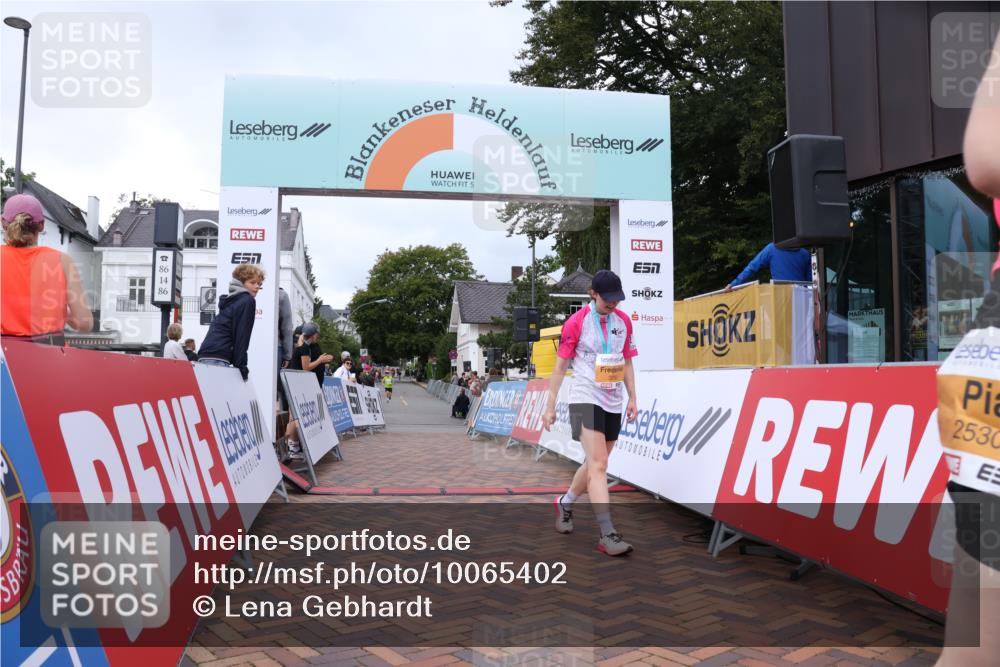 30.08.2026 - Blankeneser Heldenlauf Lena Gebhardt http://msf.ph/oto/10065402 30.08.2026 12:51:33 Ziel 2530 meine-sportfotos.de