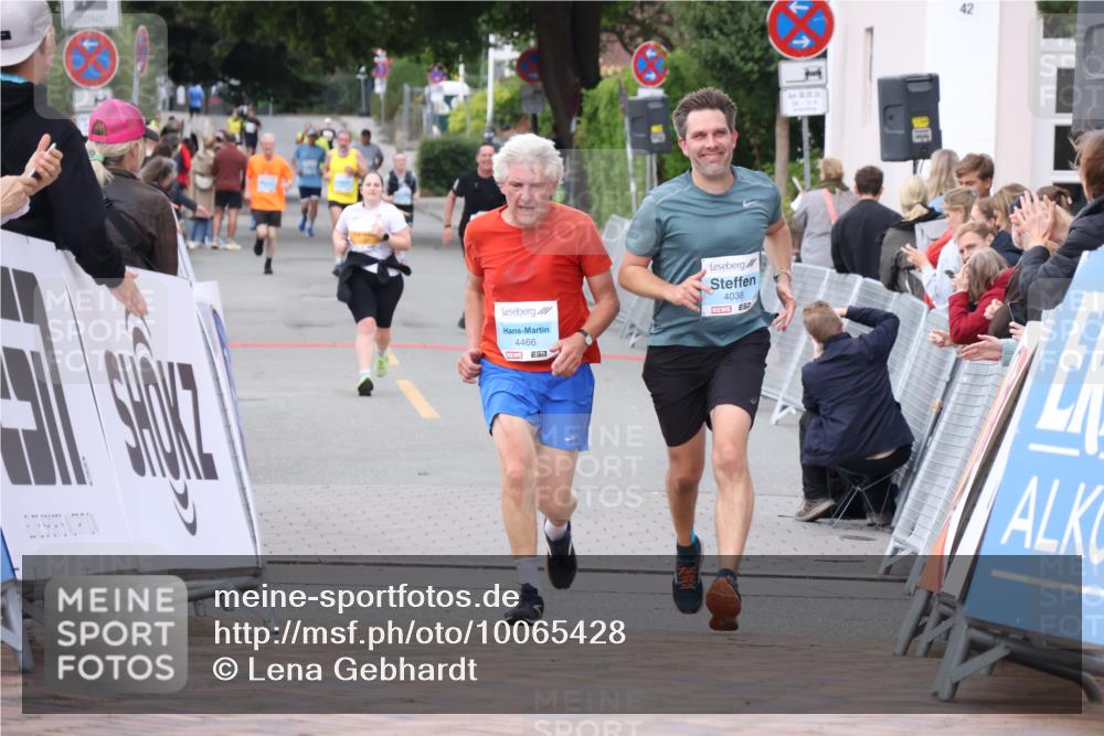 30.08.2026 - Blankeneser Heldenlauf Lena Gebhardt http://msf.ph/oto/10065428 30.08.2026 12:52:01 Ziel 4038 meine-sportfotos.de