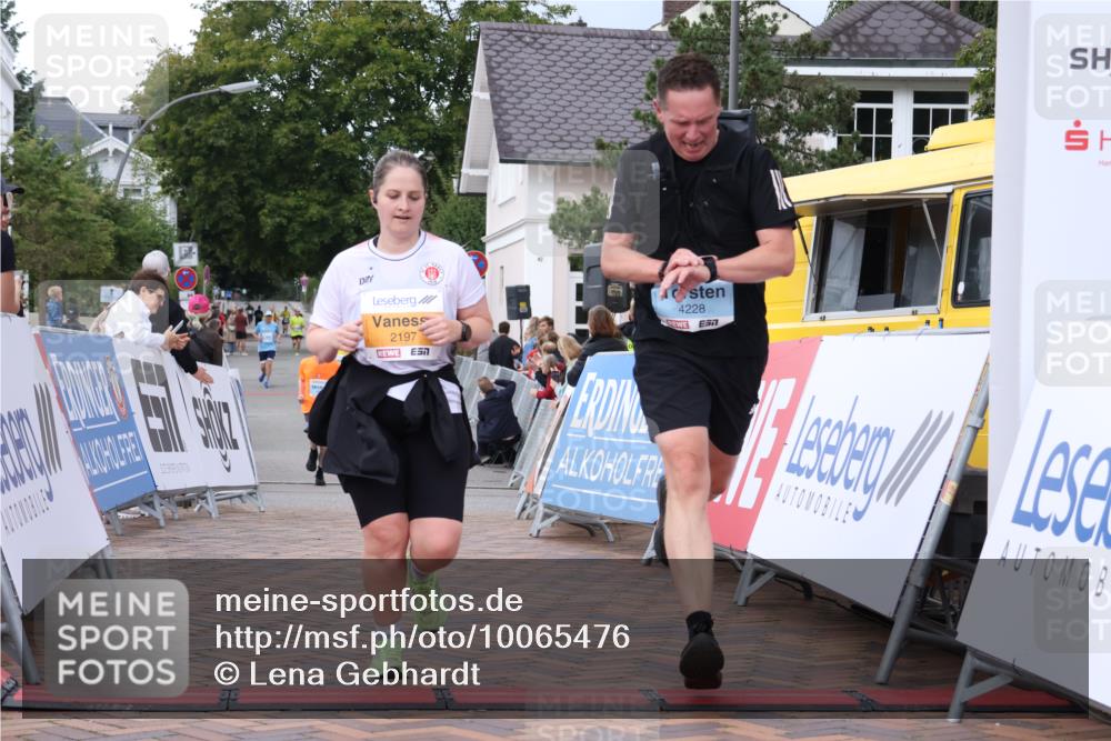 30.08.2026 - Blankeneser Heldenlauf Lena Gebhardt http://msf.ph/oto/10065476 30.08.2026 12:52:14 Ziel 2197, 4228, 4466 meine-sportfotos.de