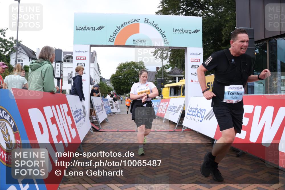 30.08.2026 - Blankeneser Heldenlauf Lena Gebhardt http://msf.ph/oto/10065487 30.08.2026 12:52:15 Ziel 2197, 4228 meine-sportfotos.de