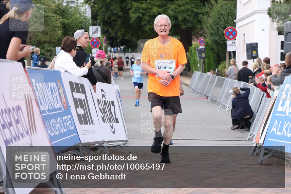 30.08.2026 - Blankeneser Heldenlauf Lena Gebhardt http://msf.ph/oto/10065497 30.08.2026 12:52:18 Ziel 2197, 4087, 4228 meine-sportfotos.de