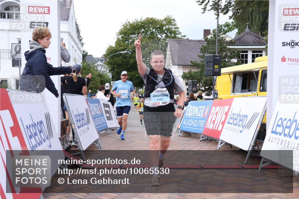 30.08.2026 - Blankeneser Heldenlauf Lena Gebhardt http://msf.ph/oto/10065530 30.08.2026 12:52:27 Ziel 4087, 4101, 4181, 4326, 4327 meine-sportfotos.de