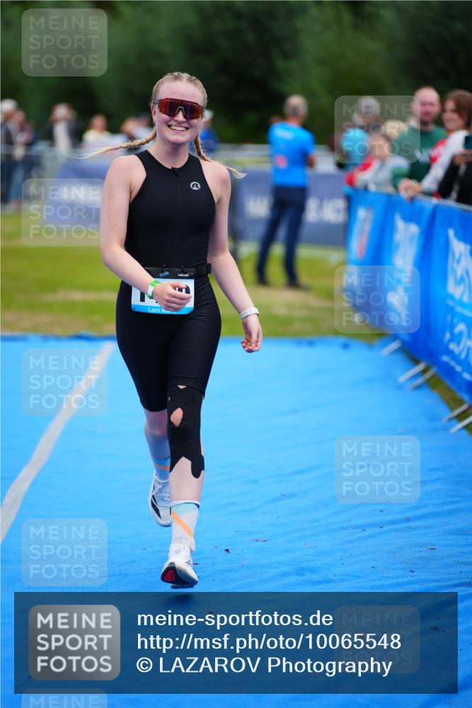 30.08.2026 - Elbe Triathlon Hamburg LAZAROV Photography http://msf.ph/oto/10065548 30.08.2026 12:14:22 Ziel 1429 meine-sportfotos.de