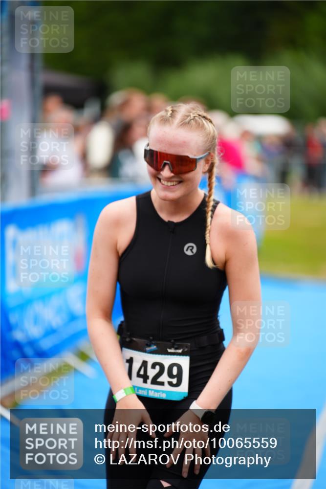 30.08.2026 - Elbe Triathlon Hamburg LAZAROV Photography http://msf.ph/oto/10065559 30.08.2026 12:14:24 Ziel 1429 meine-sportfotos.de