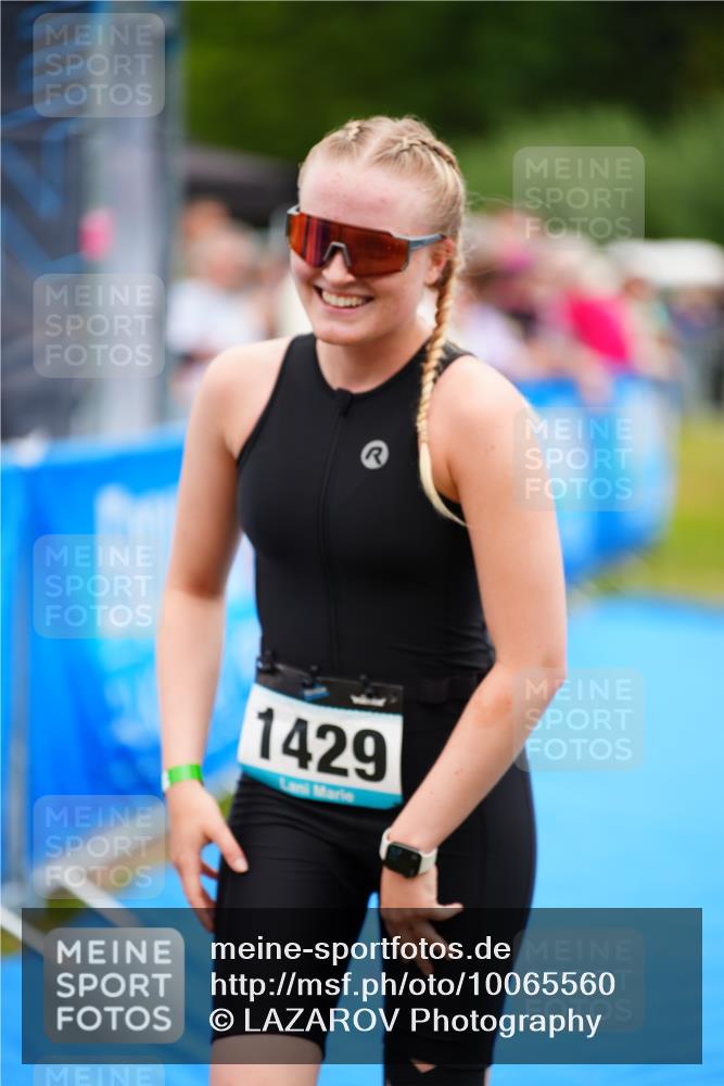 30.08.2026 - Elbe Triathlon Hamburg LAZAROV Photography http://msf.ph/oto/10065560 30.08.2026 12:14:24 Ziel 1429 meine-sportfotos.de