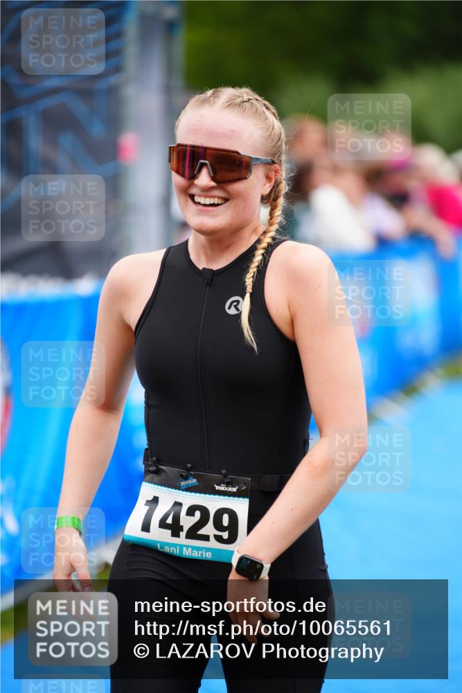 30.08.2026 - Elbe Triathlon Hamburg LAZAROV Photography http://msf.ph/oto/10065561 30.08.2026 12:14:25 Ziel 1429 meine-sportfotos.de