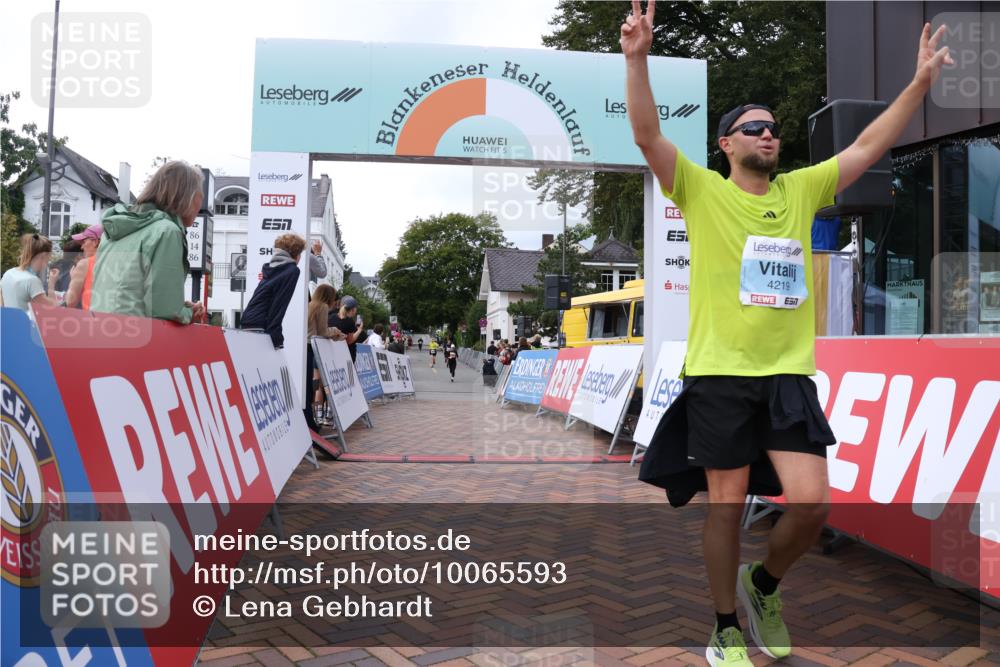 30.08.2026 - Blankeneser Heldenlauf Lena Gebhardt http://msf.ph/oto/10065593 30.08.2026 12:52:43 Ziel 4219 meine-sportfotos.de