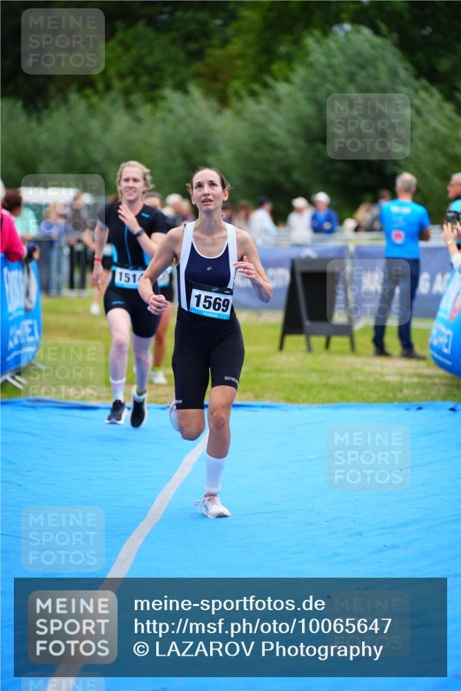 30.08.2026 - Elbe Triathlon Hamburg LAZAROV Photography http://msf.ph/oto/10065647 30.08.2026 12:15:07 Ziel 1512, 1514, 1535, 1569 meine-sportfotos.de
