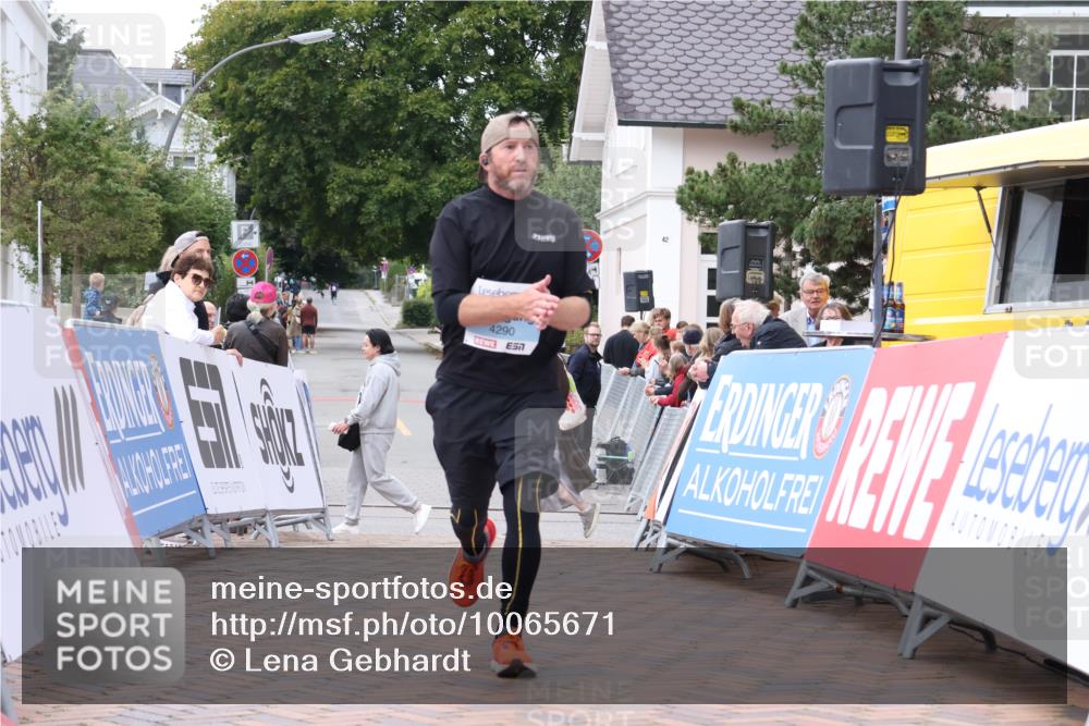 30.08.2026 - Blankeneser Heldenlauf Lena Gebhardt http://msf.ph/oto/10065671 30.08.2026 12:53:08 Ziel 4290 meine-sportfotos.de