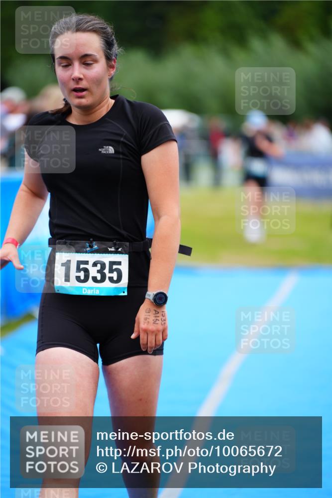 30.08.2026 - Elbe Triathlon Hamburg LAZAROV Photography http://msf.ph/oto/10065672 30.08.2026 12:15:11 Ziel 1512, 1514, 1535, 1569 meine-sportfotos.de