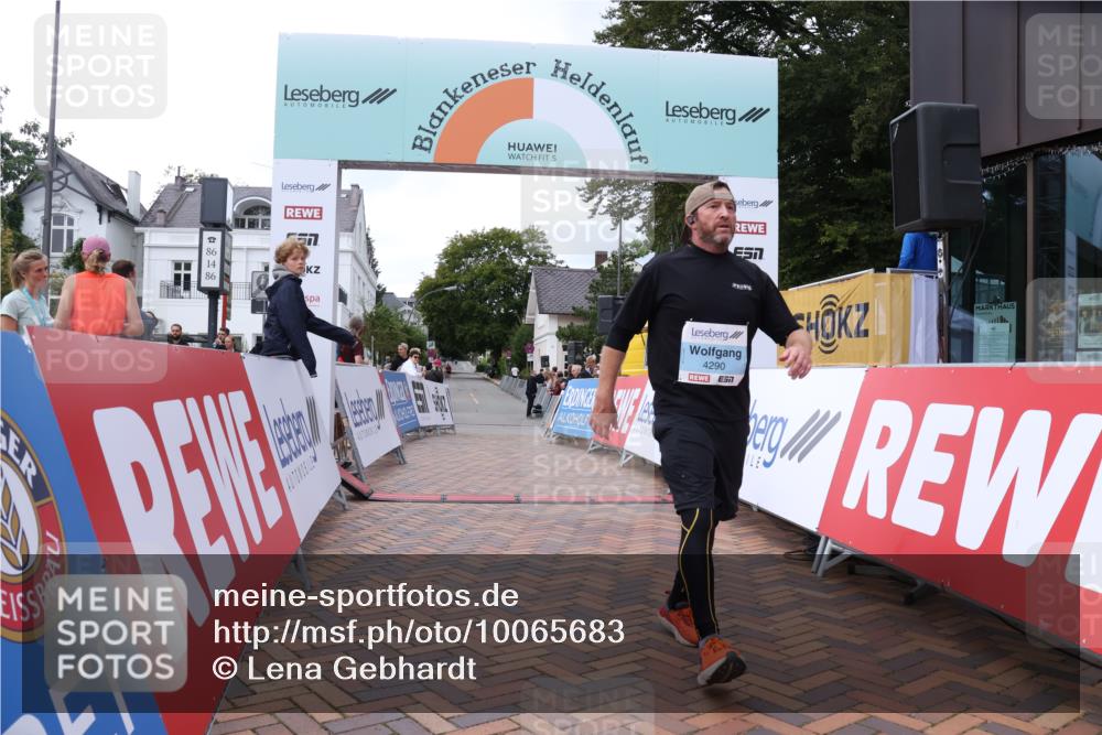 30.08.2026 - Blankeneser Heldenlauf Lena Gebhardt http://msf.ph/oto/10065683 30.08.2026 12:53:11 Ziel 4290 meine-sportfotos.de