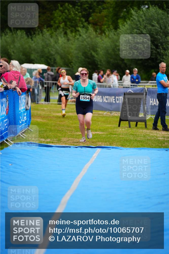 30.08.2026 - Elbe Triathlon Hamburg LAZAROV Photography http://msf.ph/oto/10065707 30.08.2026 12:15:33 Ziel 1498, 1554 meine-sportfotos.de