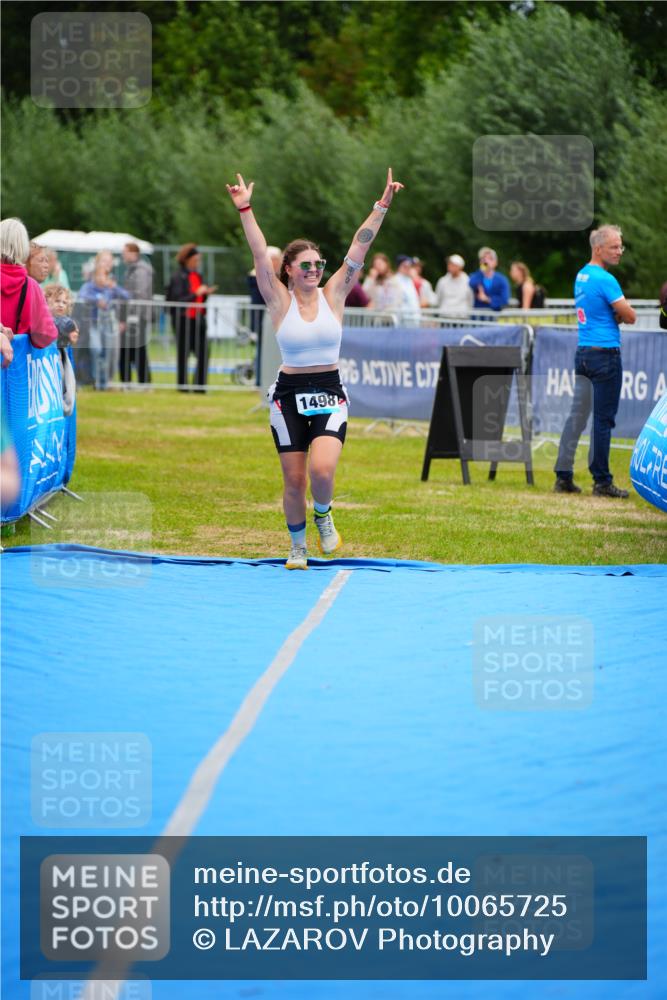 30.08.2026 - Elbe Triathlon Hamburg LAZAROV Photography http://msf.ph/oto/10065725 30.08.2026 12:15:38 Ziel 1498, 1554 meine-sportfotos.de