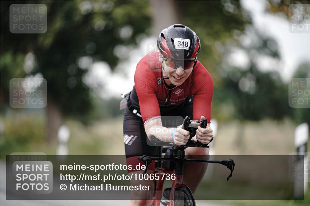 30.08.2026 - Elbe Triathlon Hamburg Michael Burmester http://msf.ph/oto/10065736 30.08.2026 09:01:04 Radfahren 215, 317, 348 meine-sportfotos.de