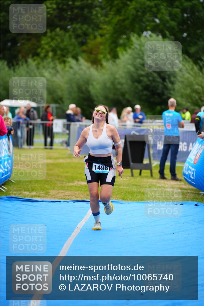 30.08.2026 - Elbe Triathlon Hamburg LAZAROV Photography http://msf.ph/oto/10065740 30.08.2026 12:15:39 Ziel 1498, 1554 meine-sportfotos.de
